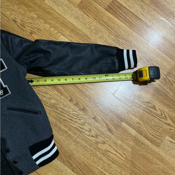 Aritzia TNA Prince Jacket - Picture 5 of 6